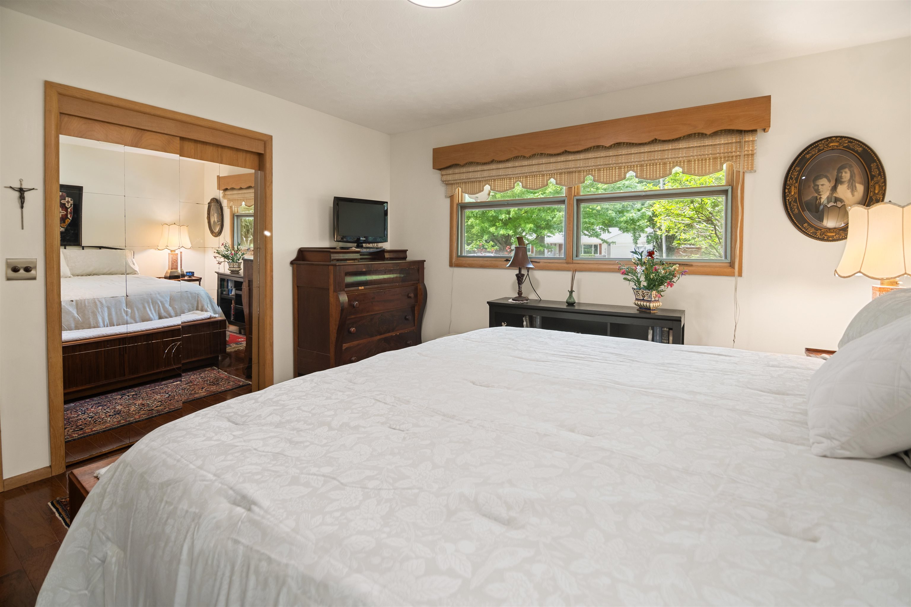 68 S Mission Road Eastborough KS 67207-1033