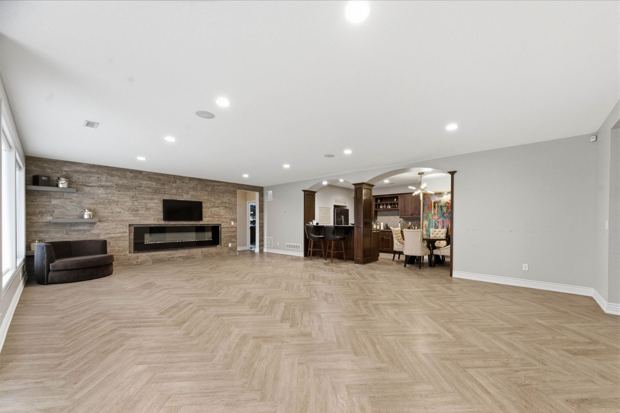 2509 N Paradise Circle Wichita KS 67205