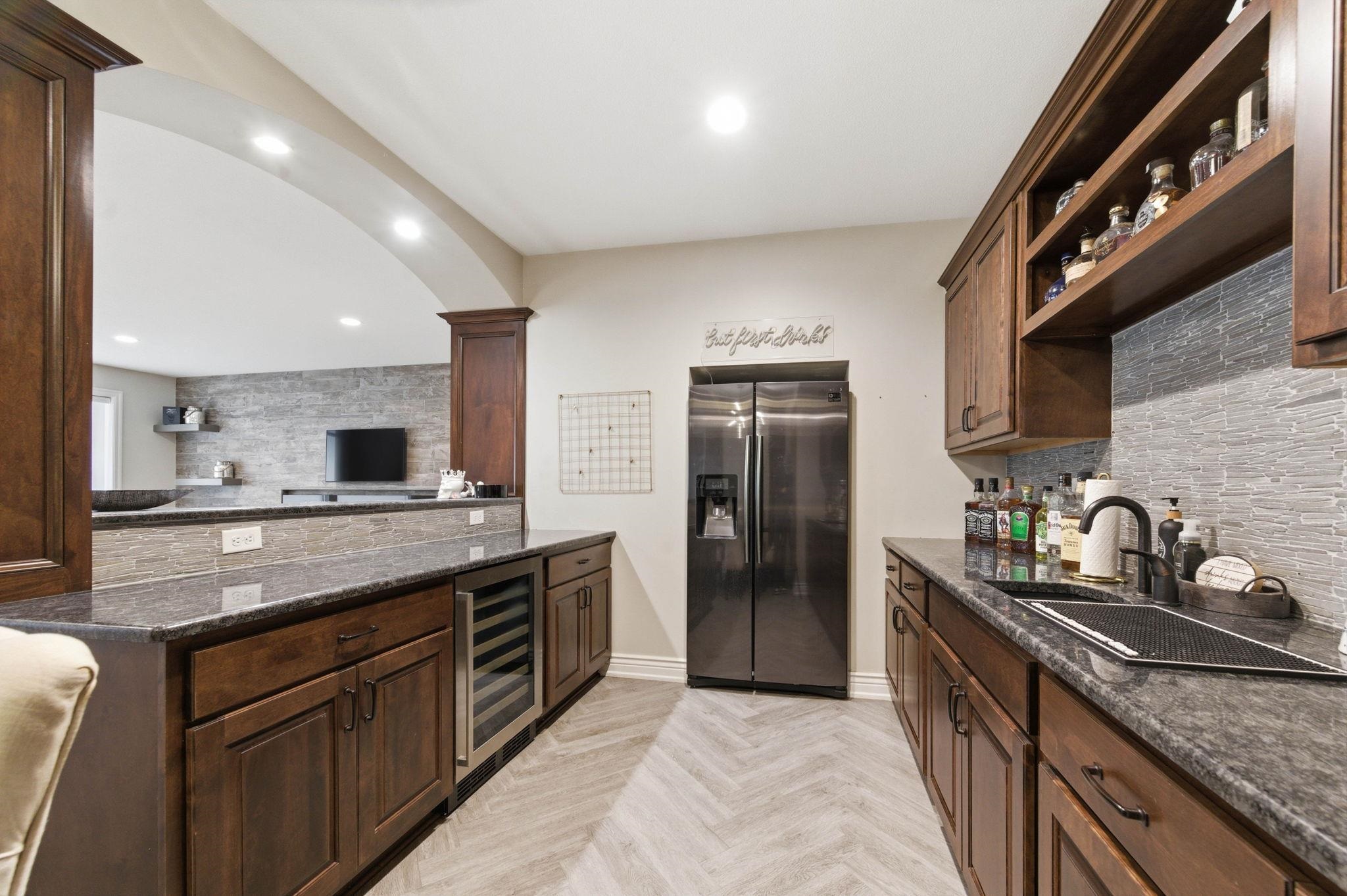 2509 N Paradise Circle Wichita KS 67205