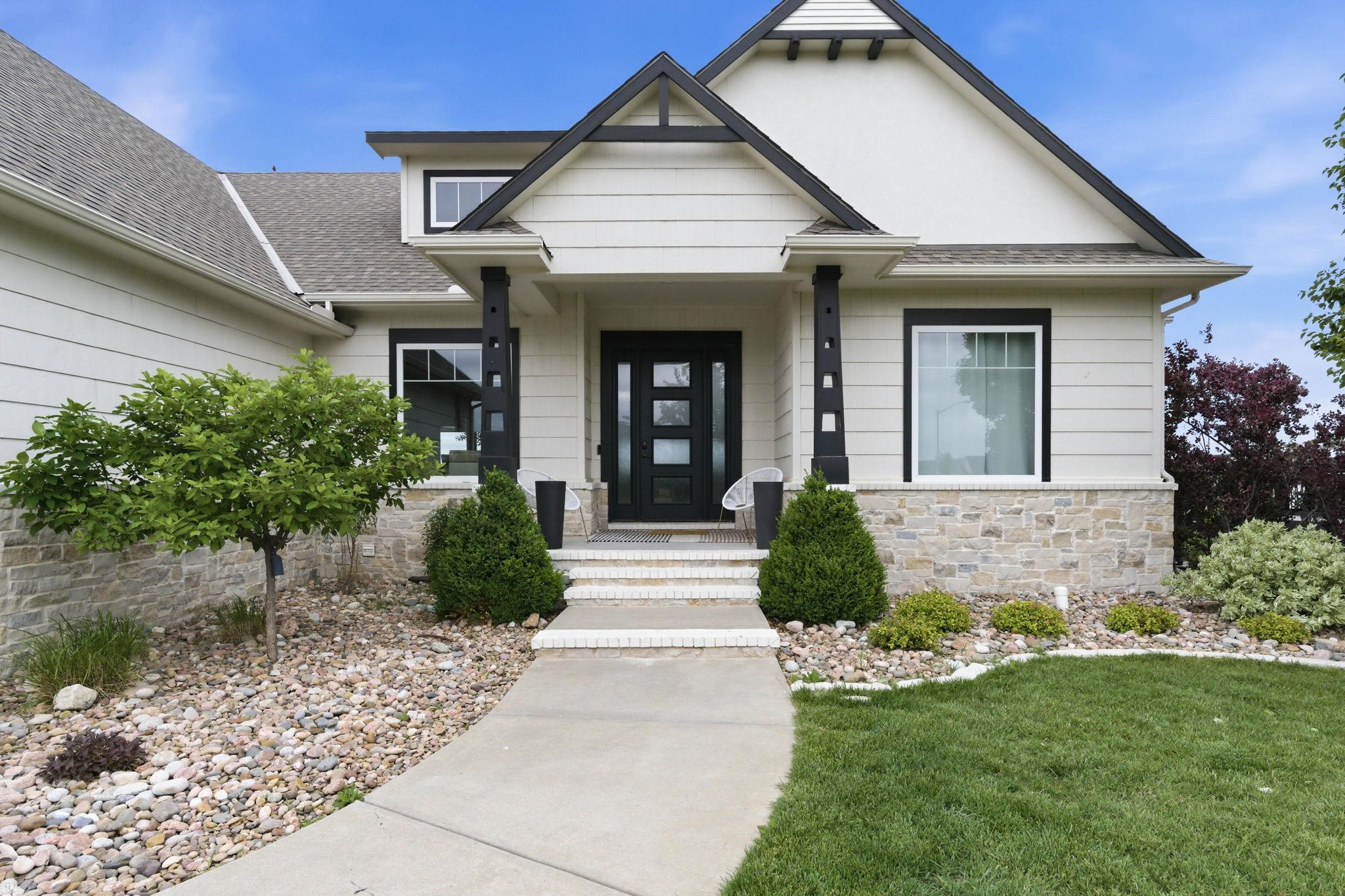 2509 N Paradise Circle Wichita KS 67205
