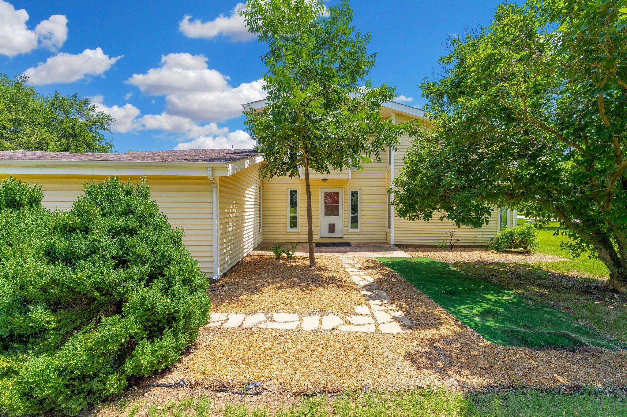 920 S Sharon Drive Derby KS 67037