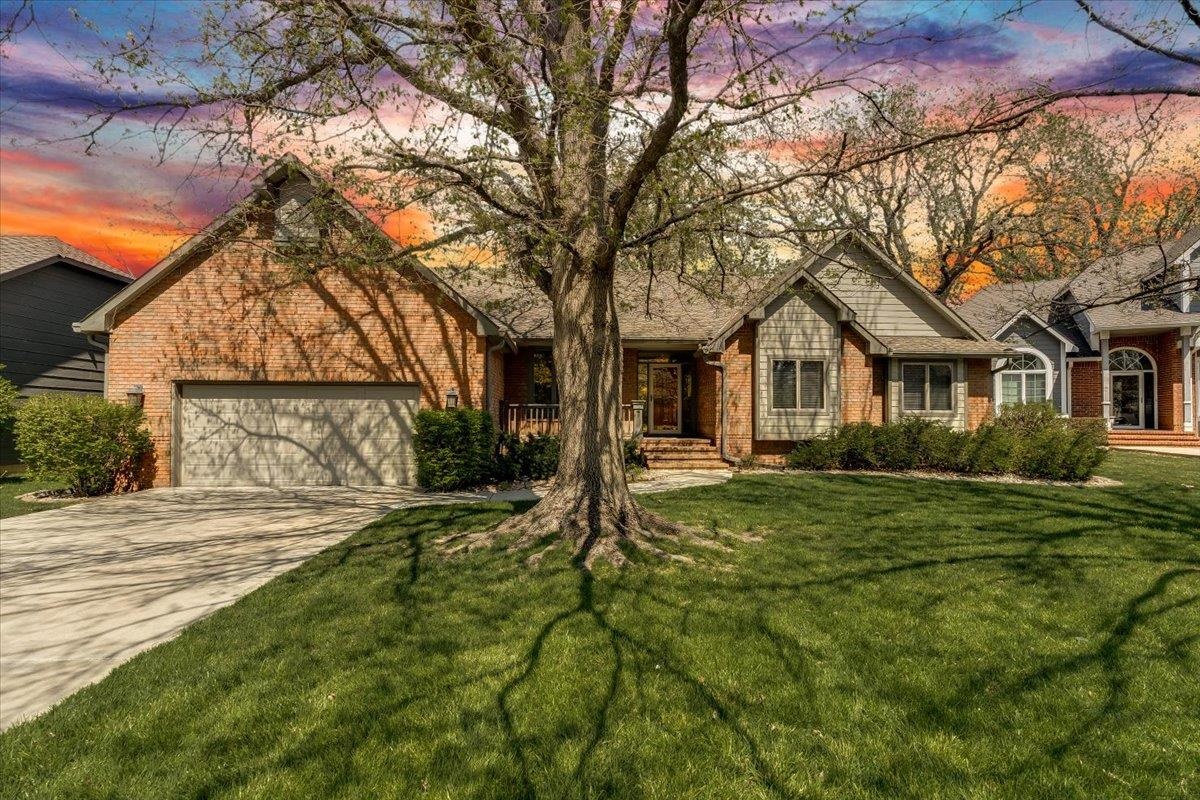 2516 N Meadow Grove Circle Wichita KS 67205
