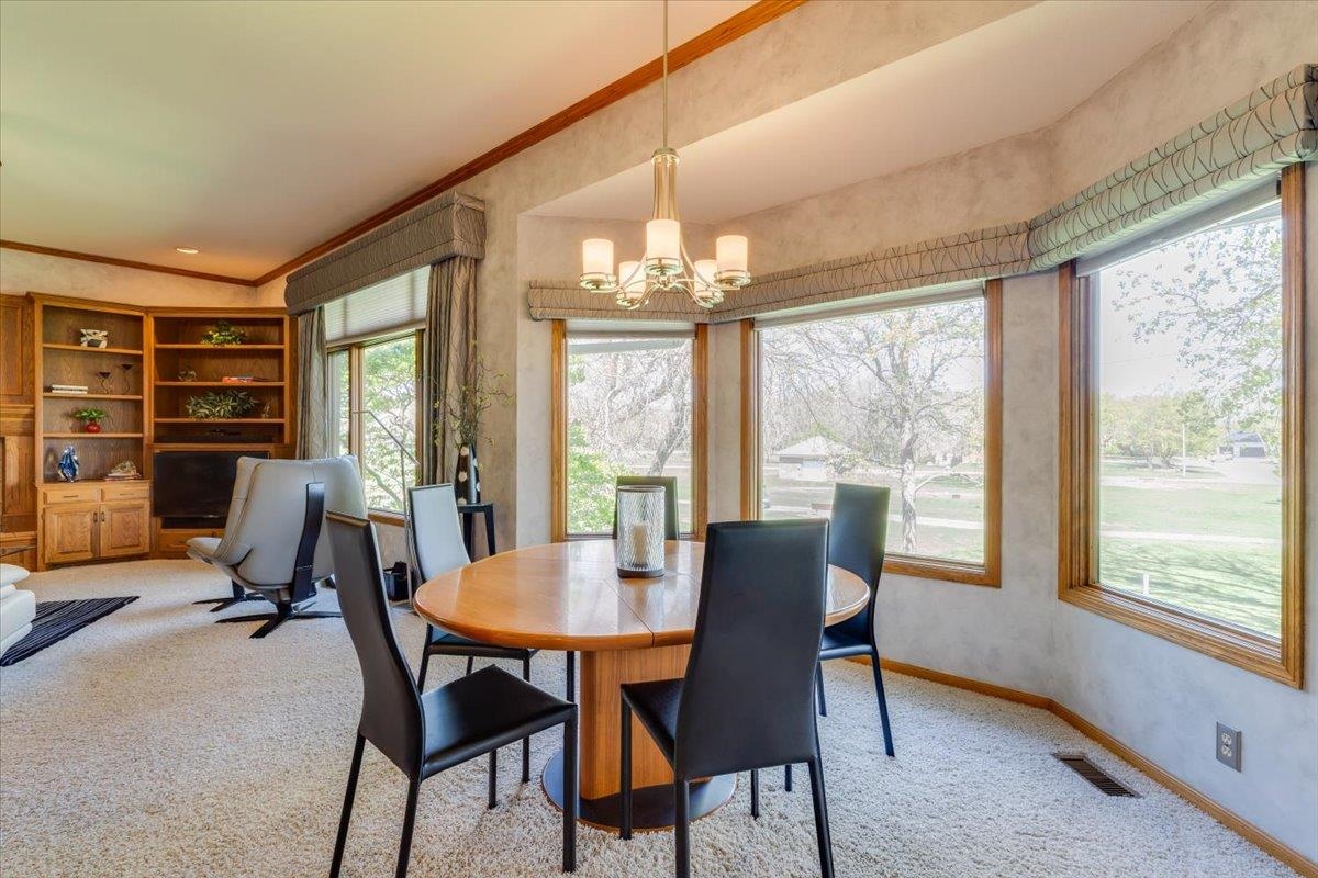 2516 N Meadow Grove Circle Wichita KS 67205