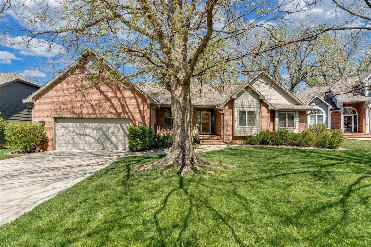 2516 N Meadow Grove Circle Wichita KS 67205