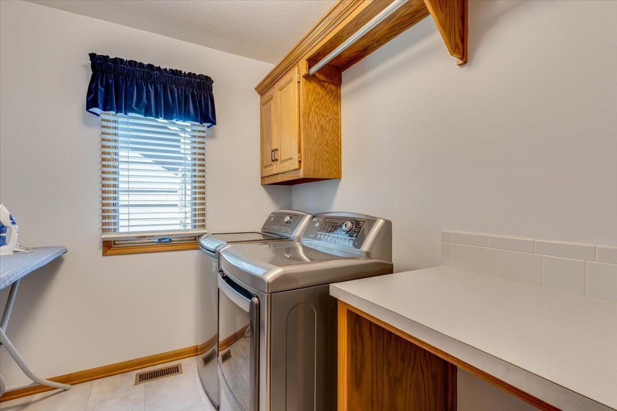 2516 N Meadow Grove Circle Wichita KS 67205