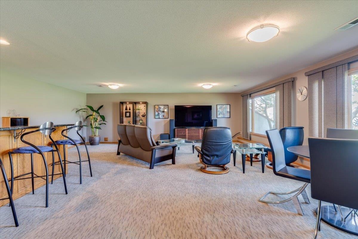 2516 N Meadow Grove Circle Wichita KS 67205