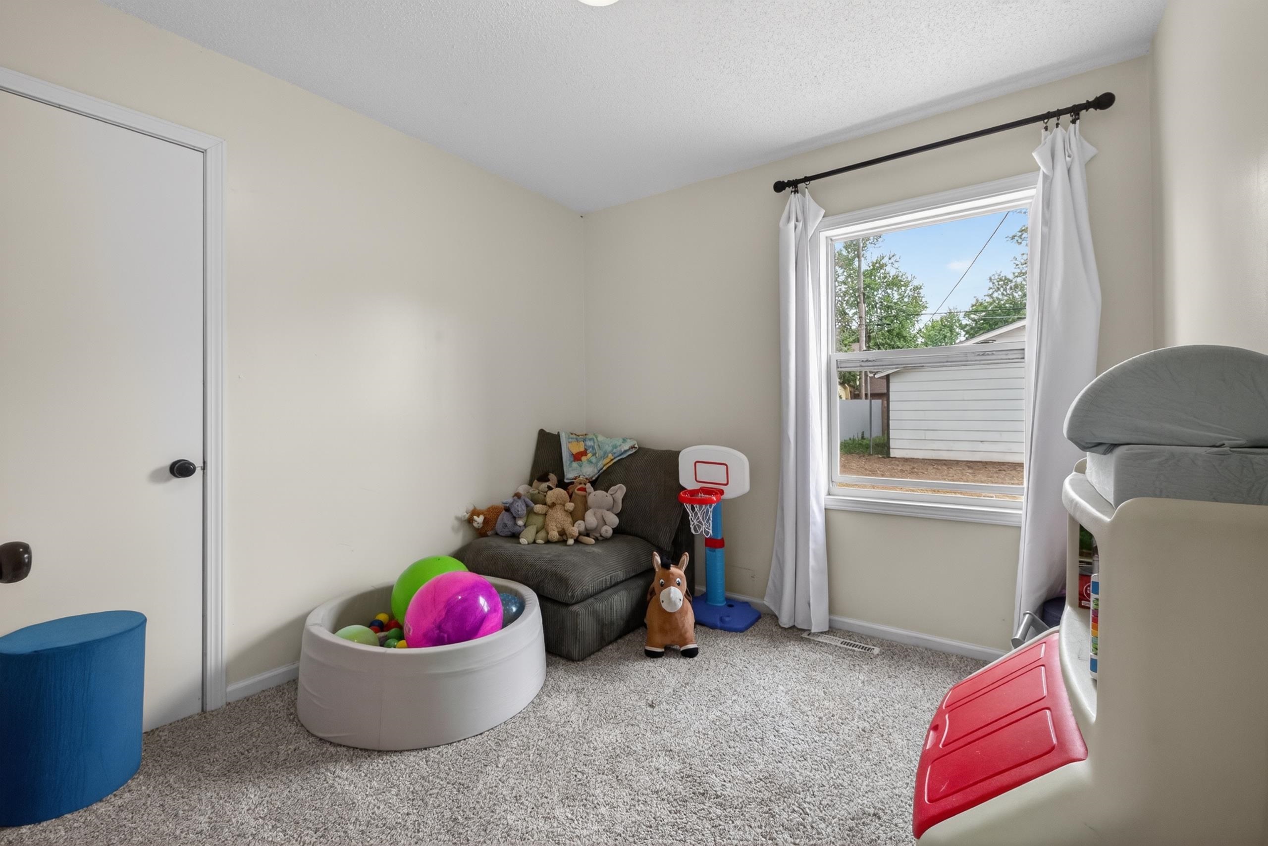 1843 N St Paul Avenue Wichita KS 67203