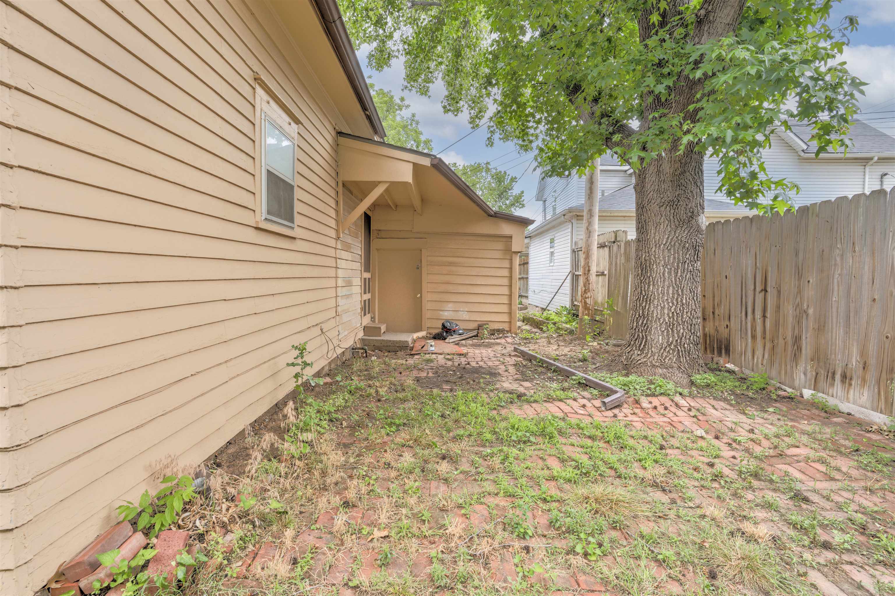222 N 1st Street Arkansas City KS 67005