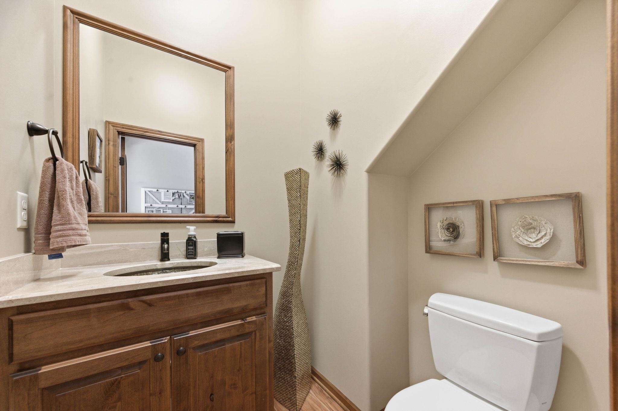 214 N City View Circle Wichita KS 67235
