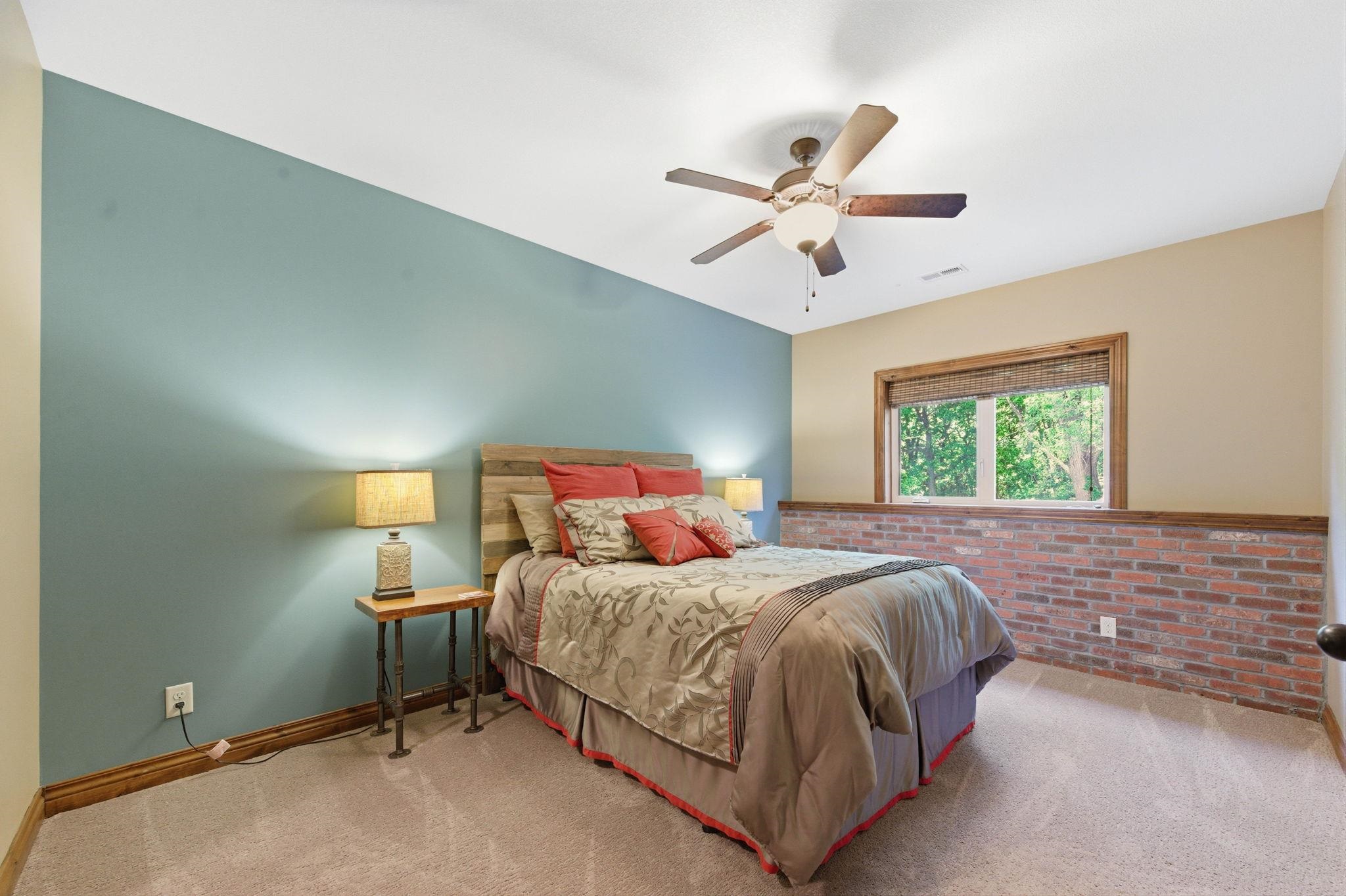 214 N City View Circle Wichita KS 67235