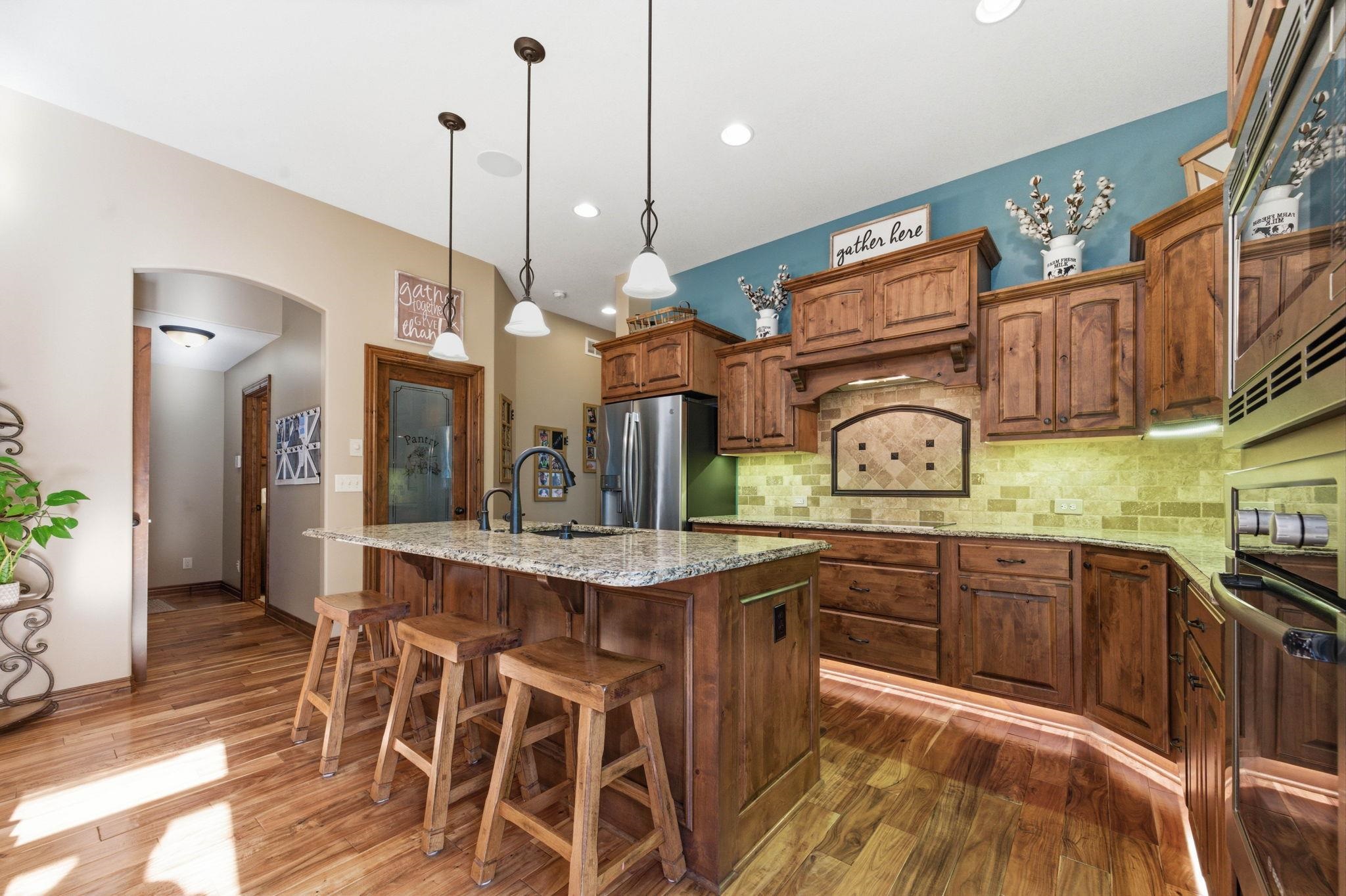 214 N City View Circle Wichita KS 67235