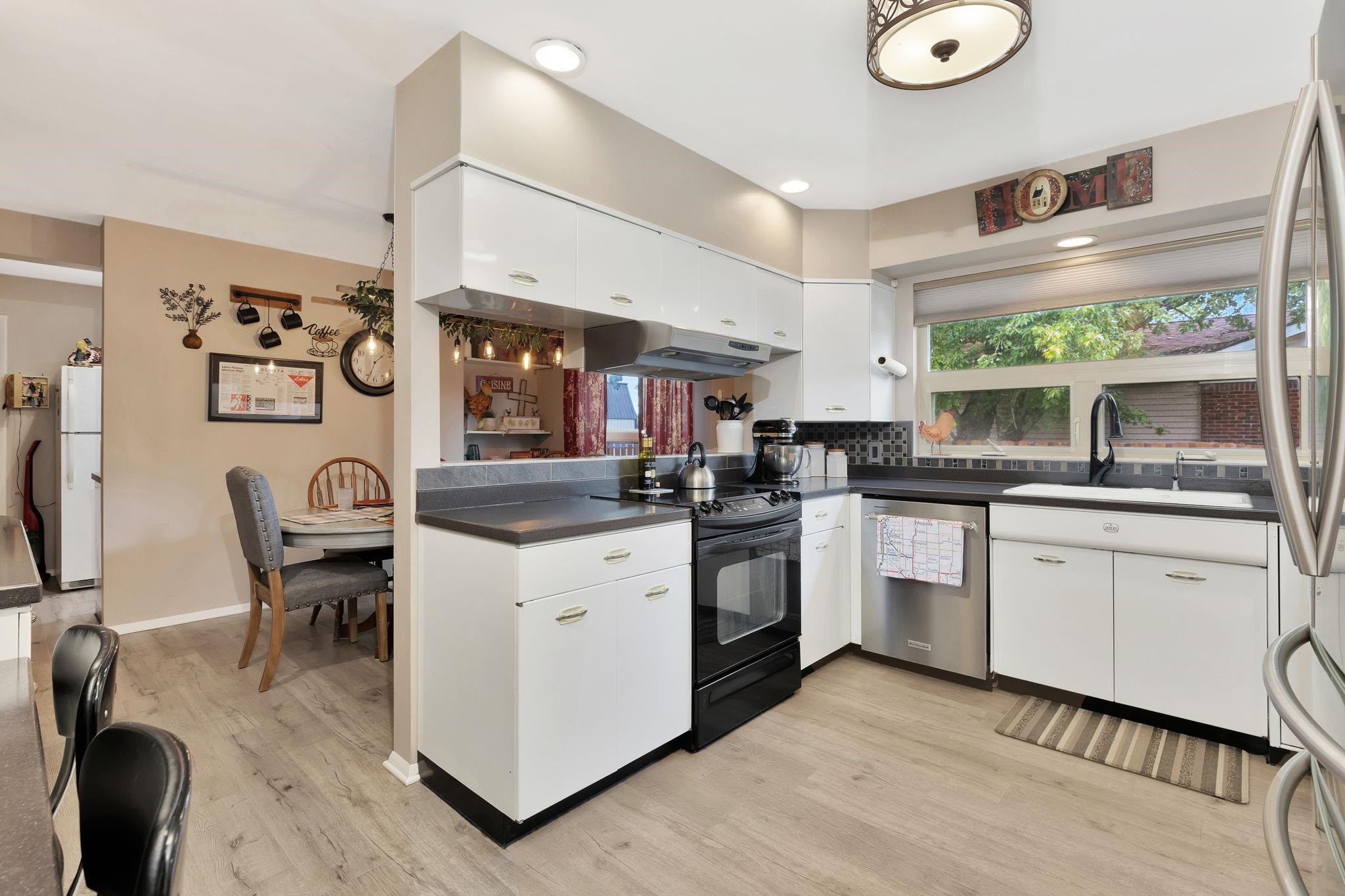 1707 Sunset Drive Augusta KS 67010