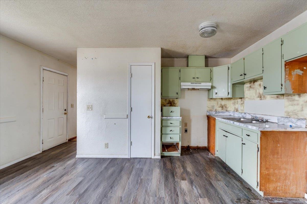 1521 E Catalina Street Wichita KS 67216