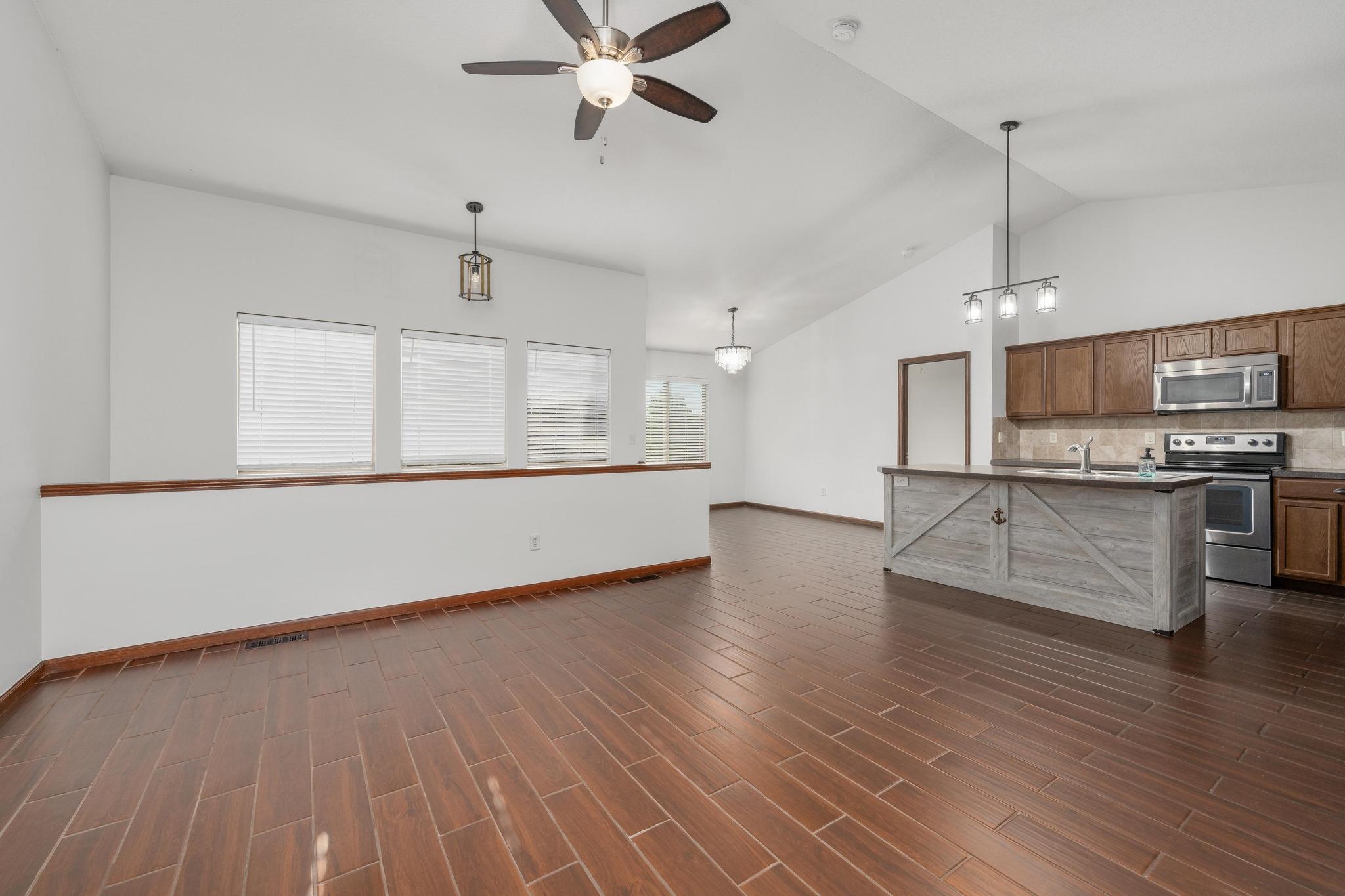 5042 N Marblefalls Wichita KS 67219