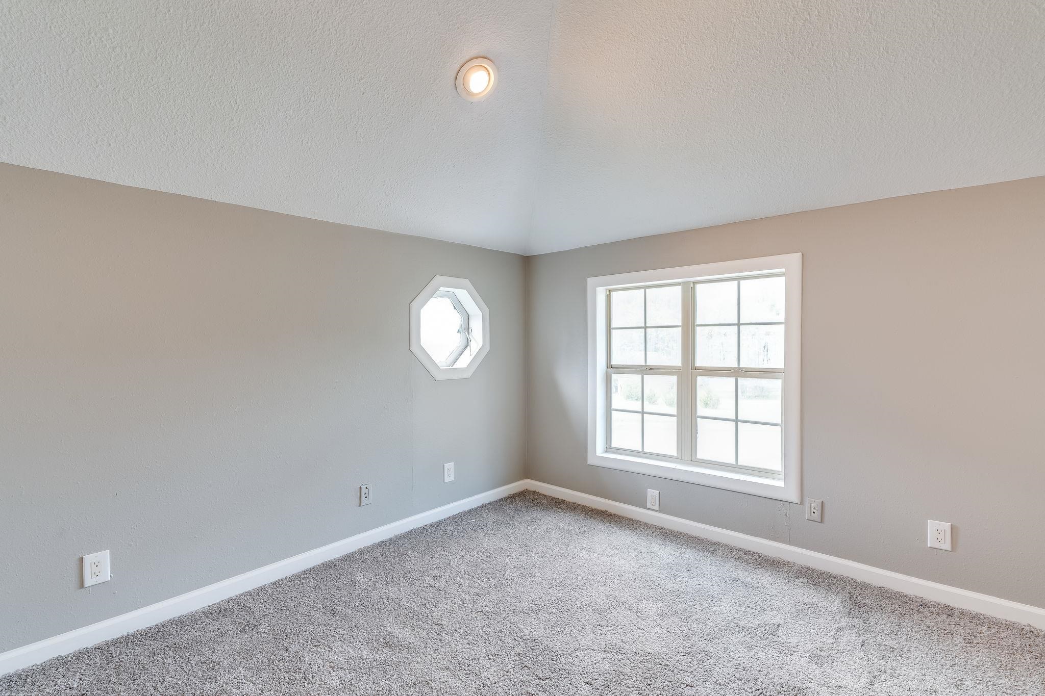 203 W Bridge Street Mulvane KS 67110