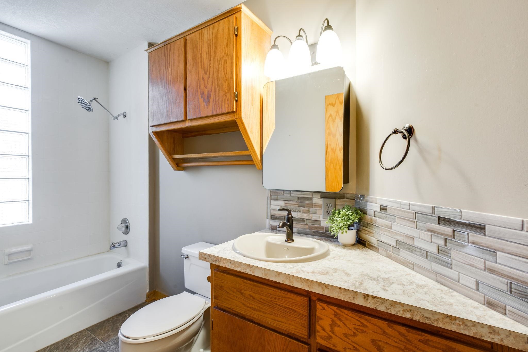 1413 E Cresthill Road Derby KS 67037-2172