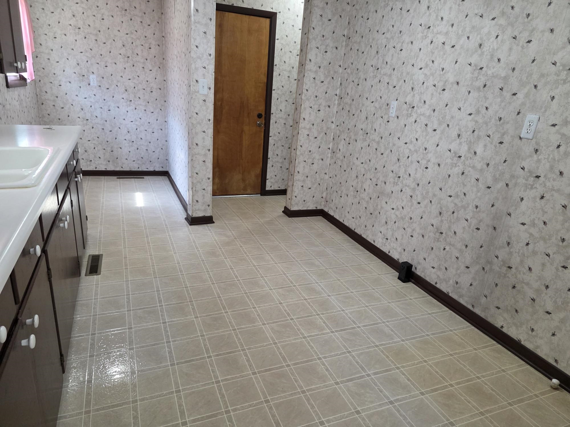 1021 N 3rd Street Arkansas City KS 67005