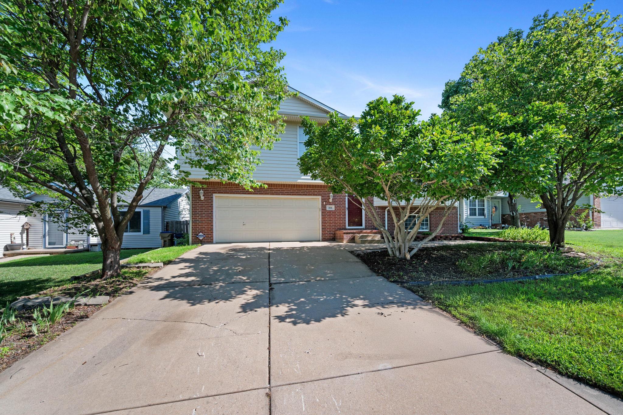 254 W Rosewood Lane Derby KS 67037
