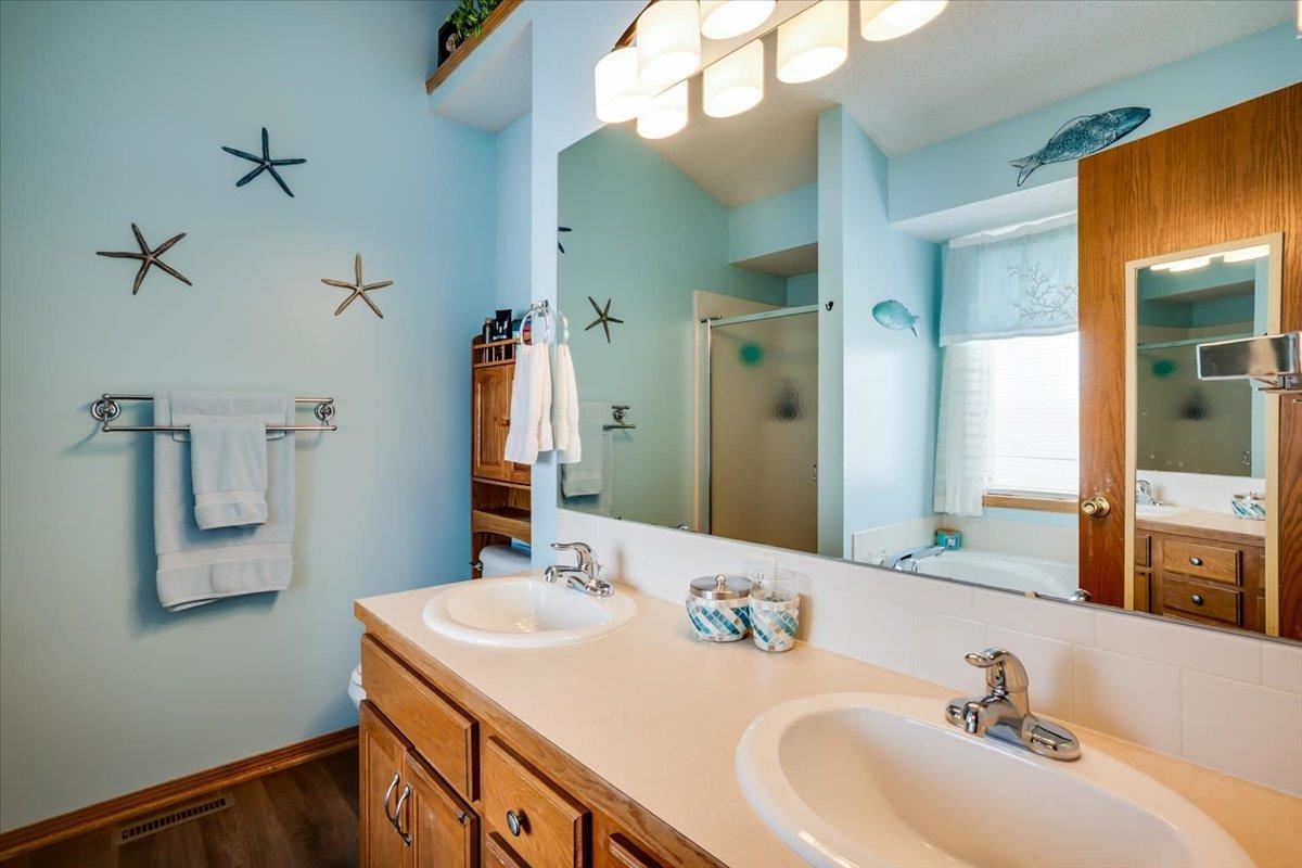 5302 W 44th Court S Wichita KS 67215