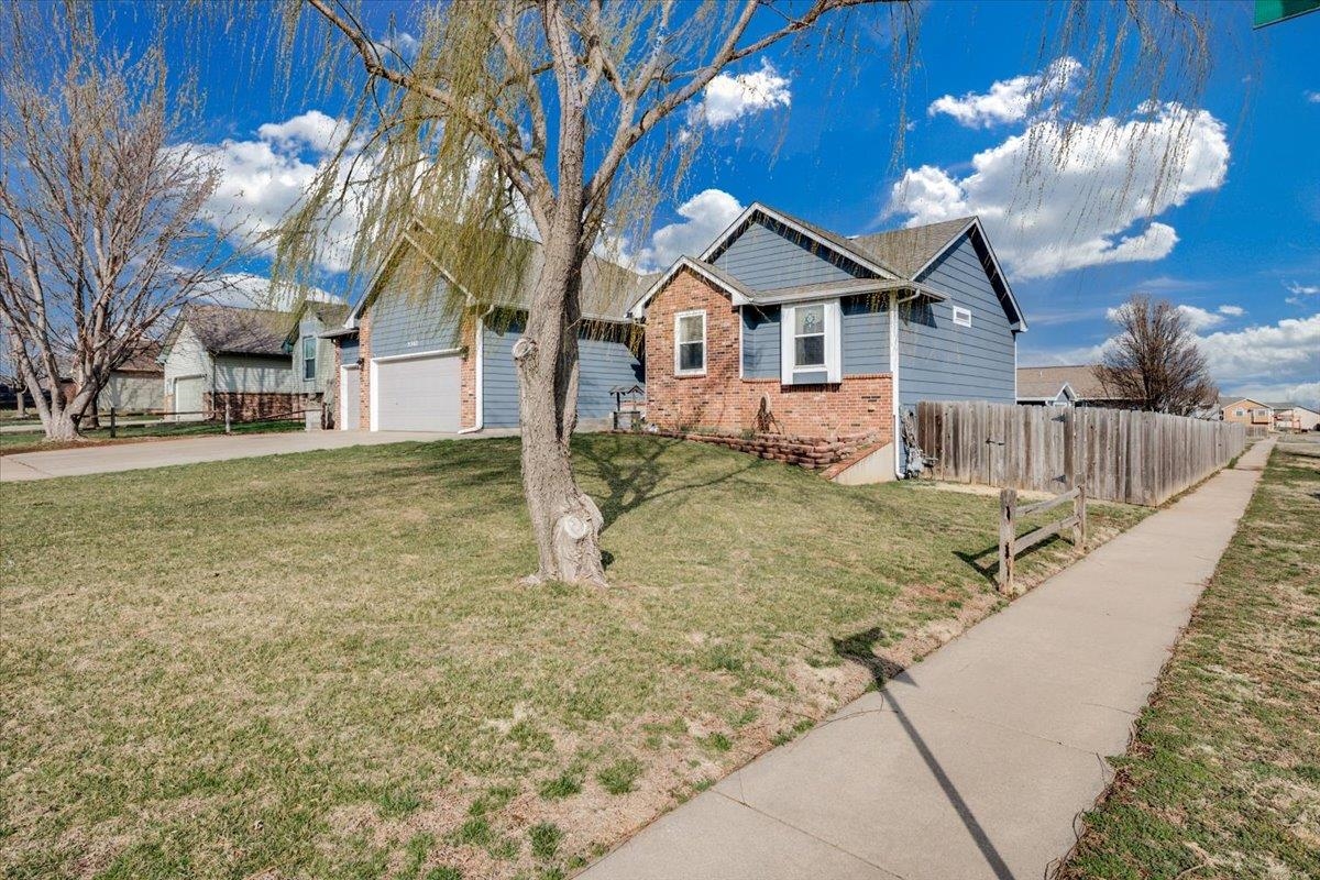 5302 W 44th Court S Wichita KS 67215