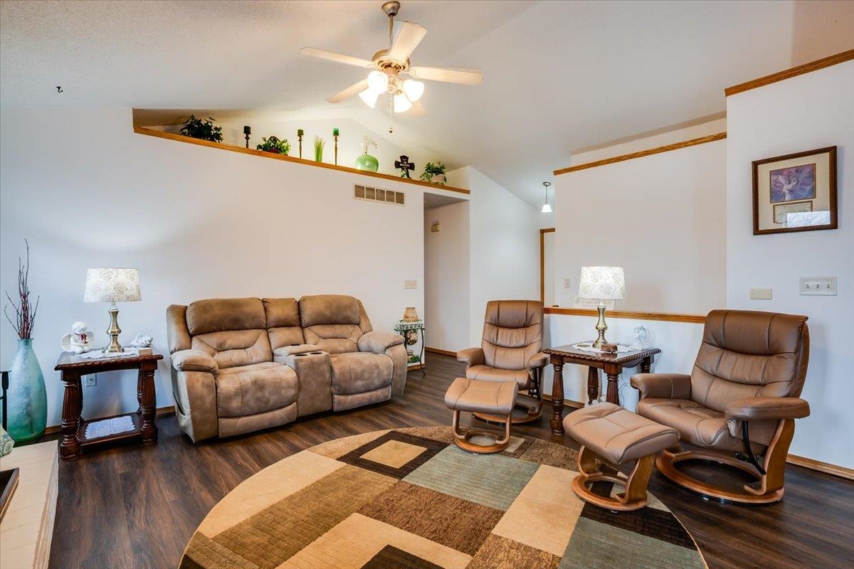 5302 W 44th Court S Wichita KS 67215