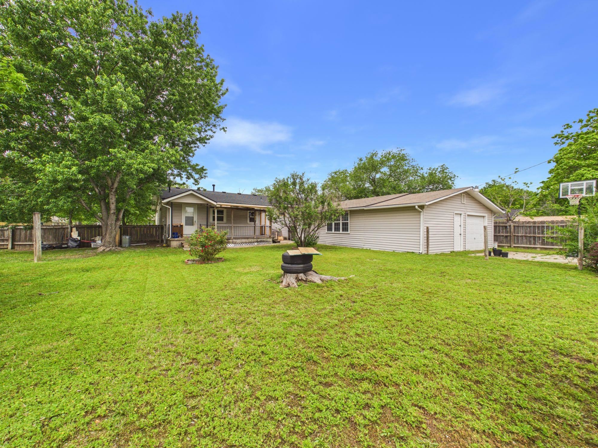 1642 S Sedgwick Street Wichita KS 67213