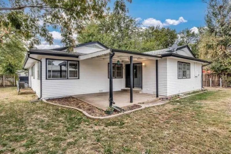 1114 W Casado Street Wichita KS 67217