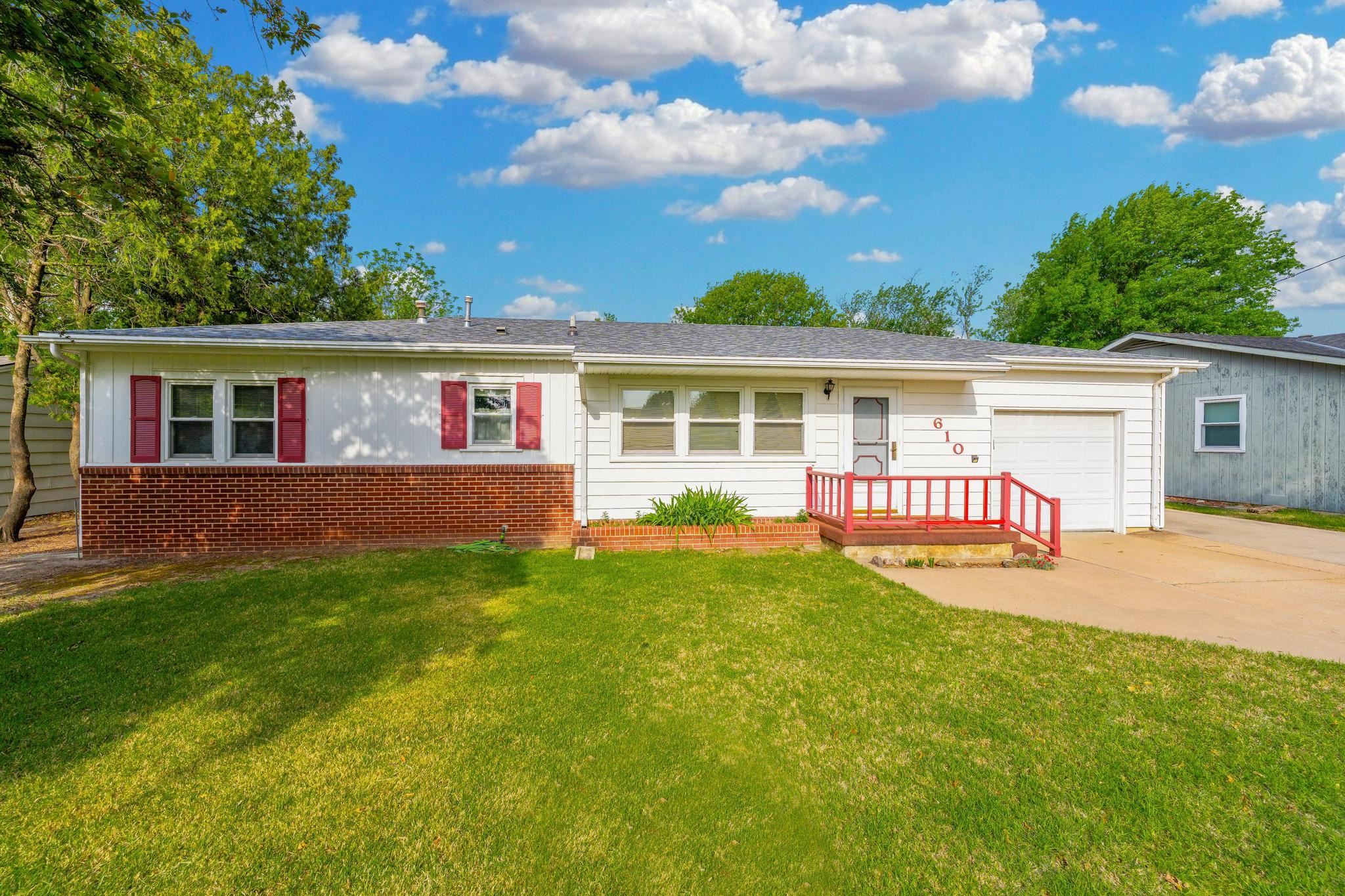 610 Morningside Drive Wellington KS 67152