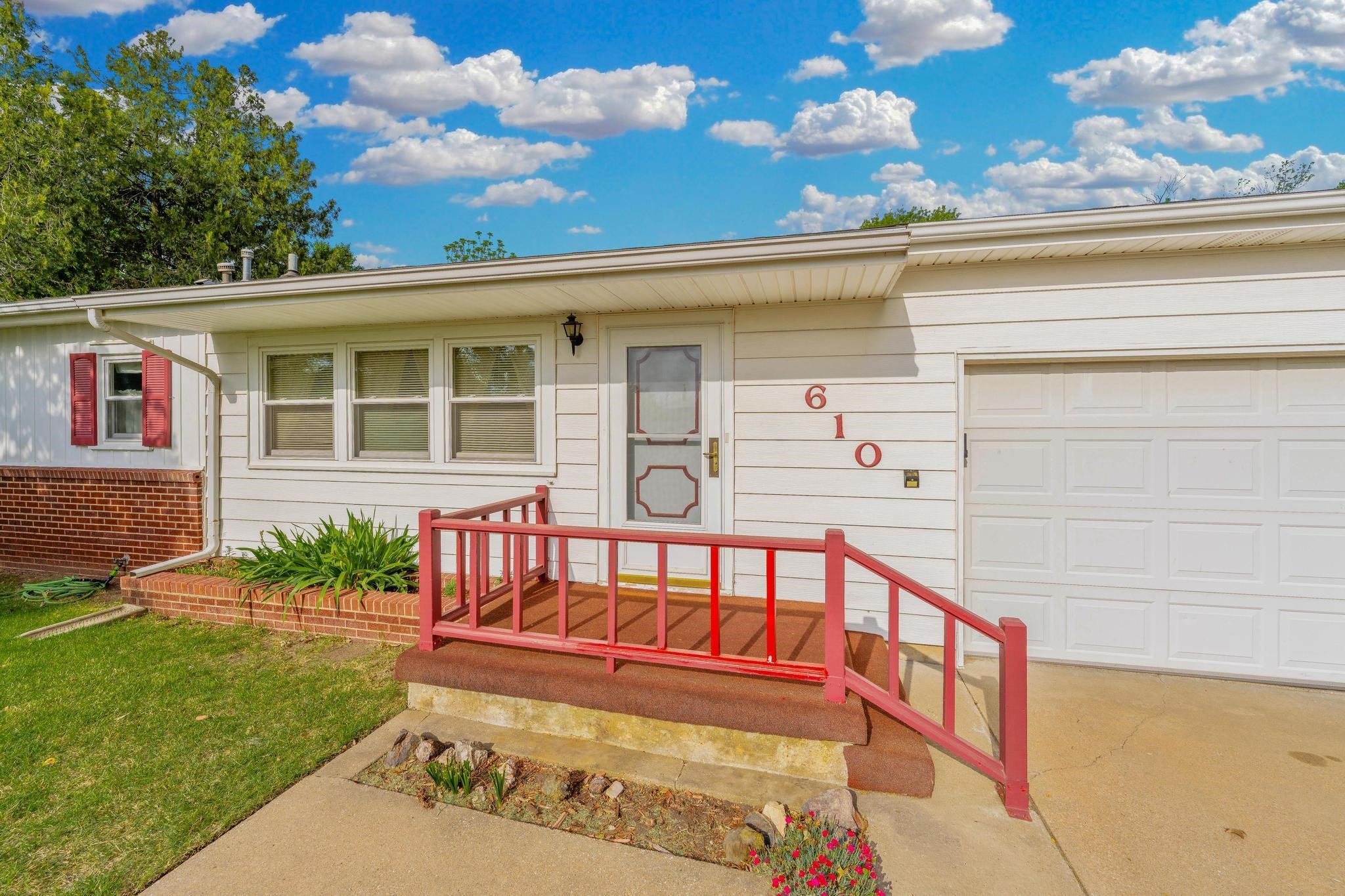 610 Morningside Drive Wellington KS 67152