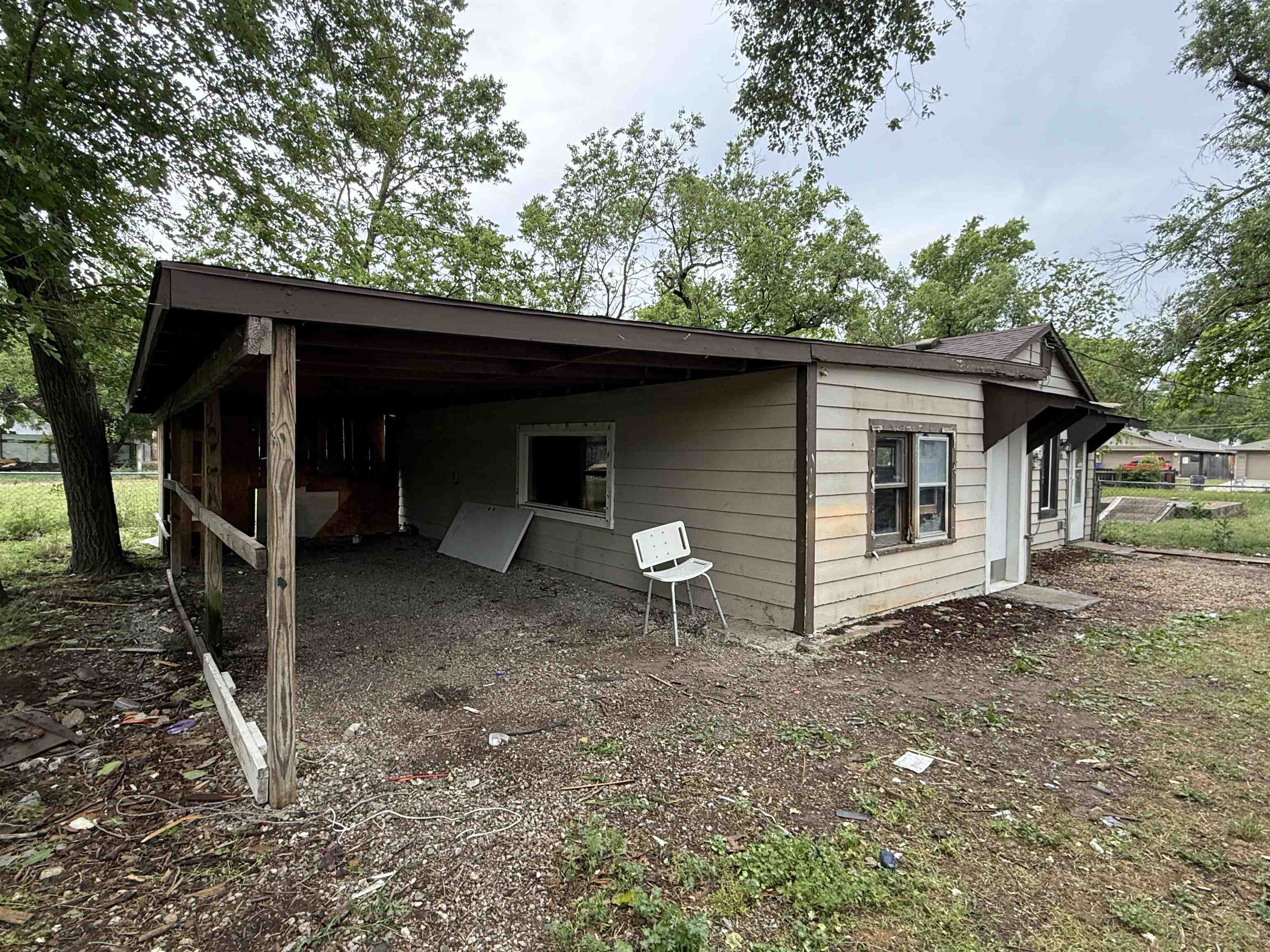 4521 W Newell Avenue Wichita KS 67212