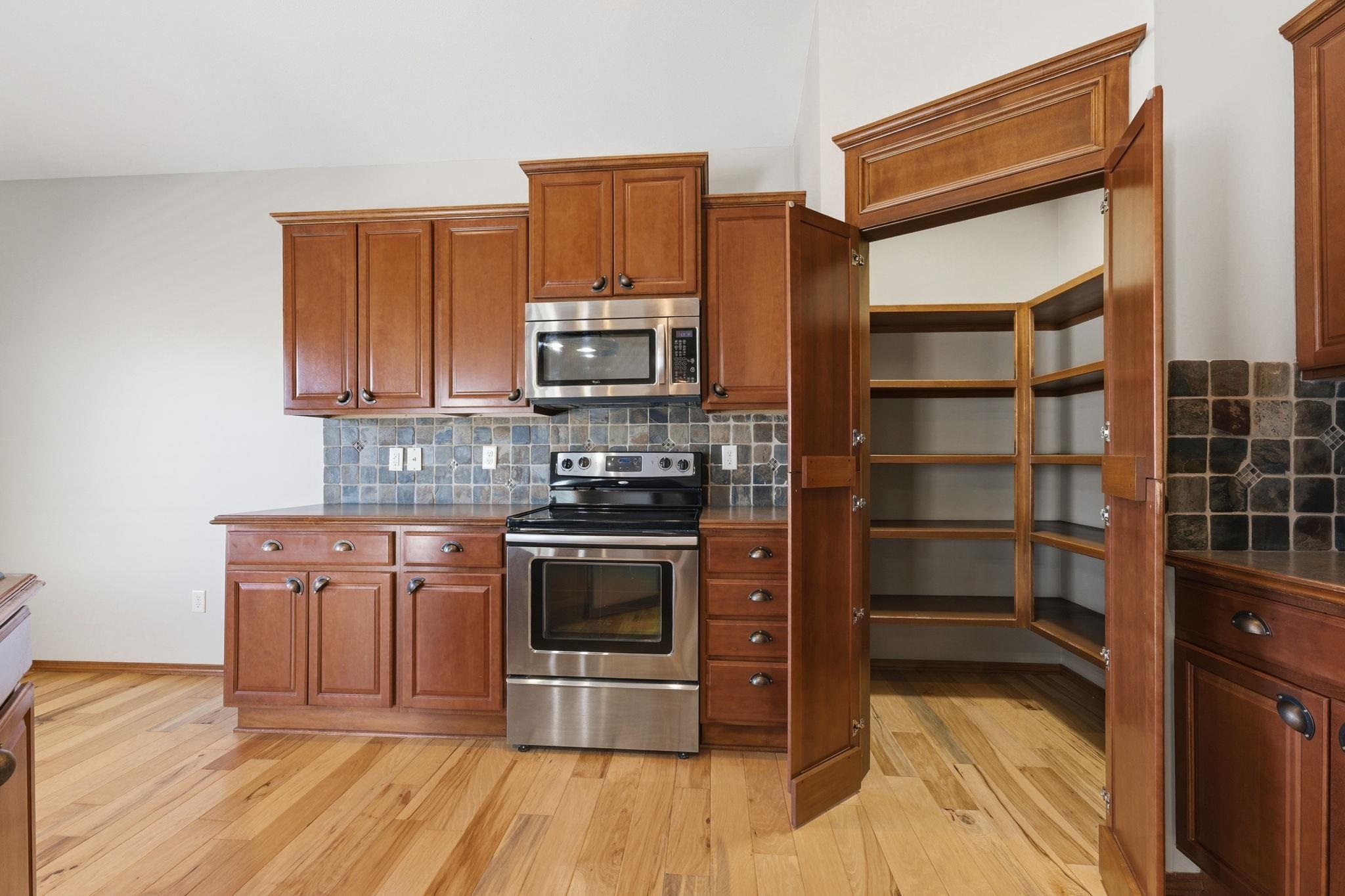 1218 N Hamilton Circle Derby KS 67037