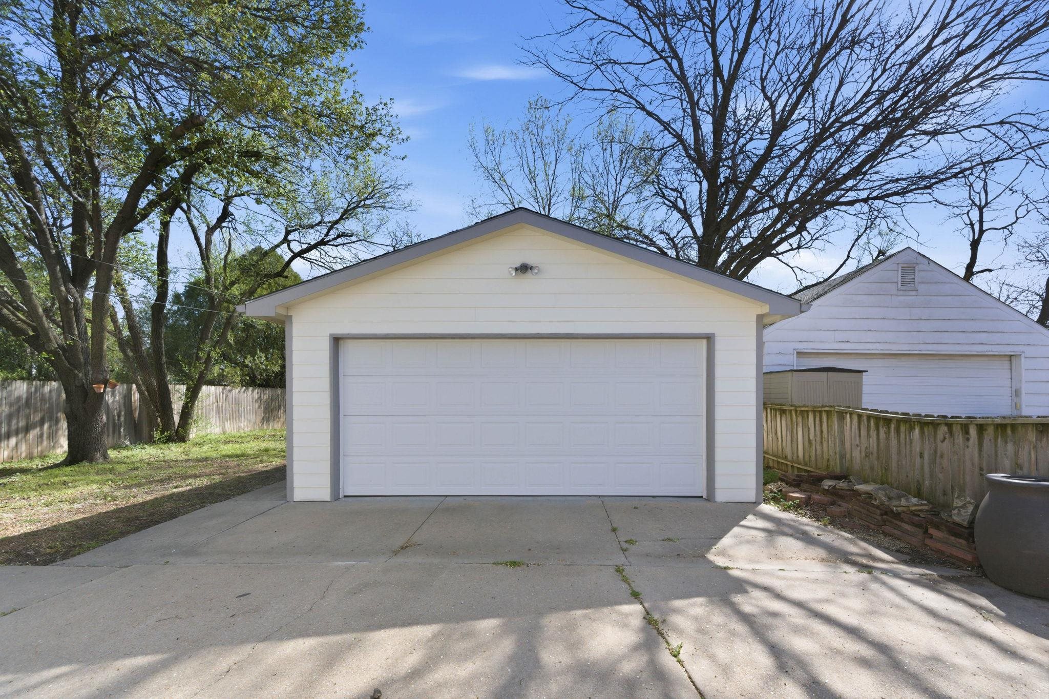 636 N Pershing Avenue Wichita KS 67208