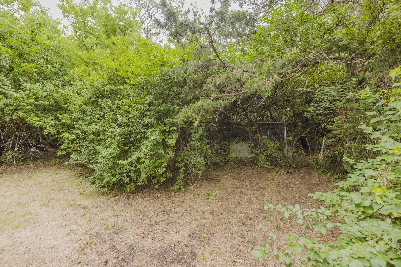 1784 N Old Manor Wichita KS 67208