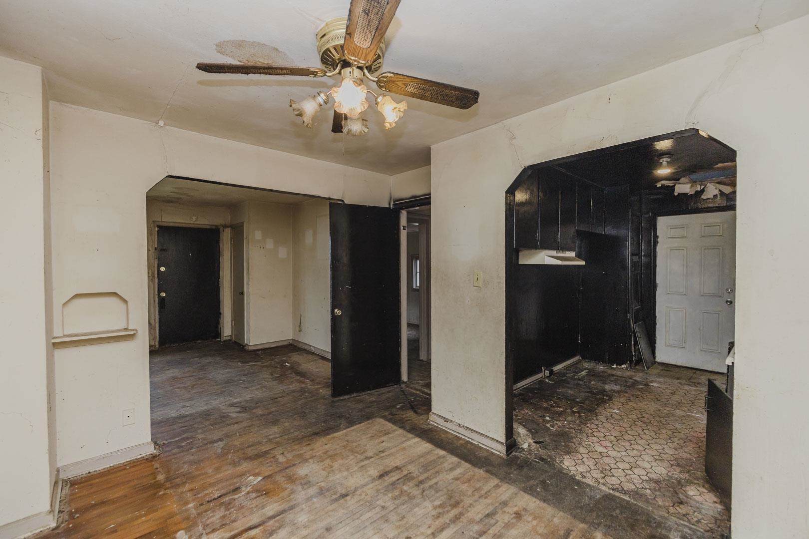 1784 N Old Manor Wichita KS 67208