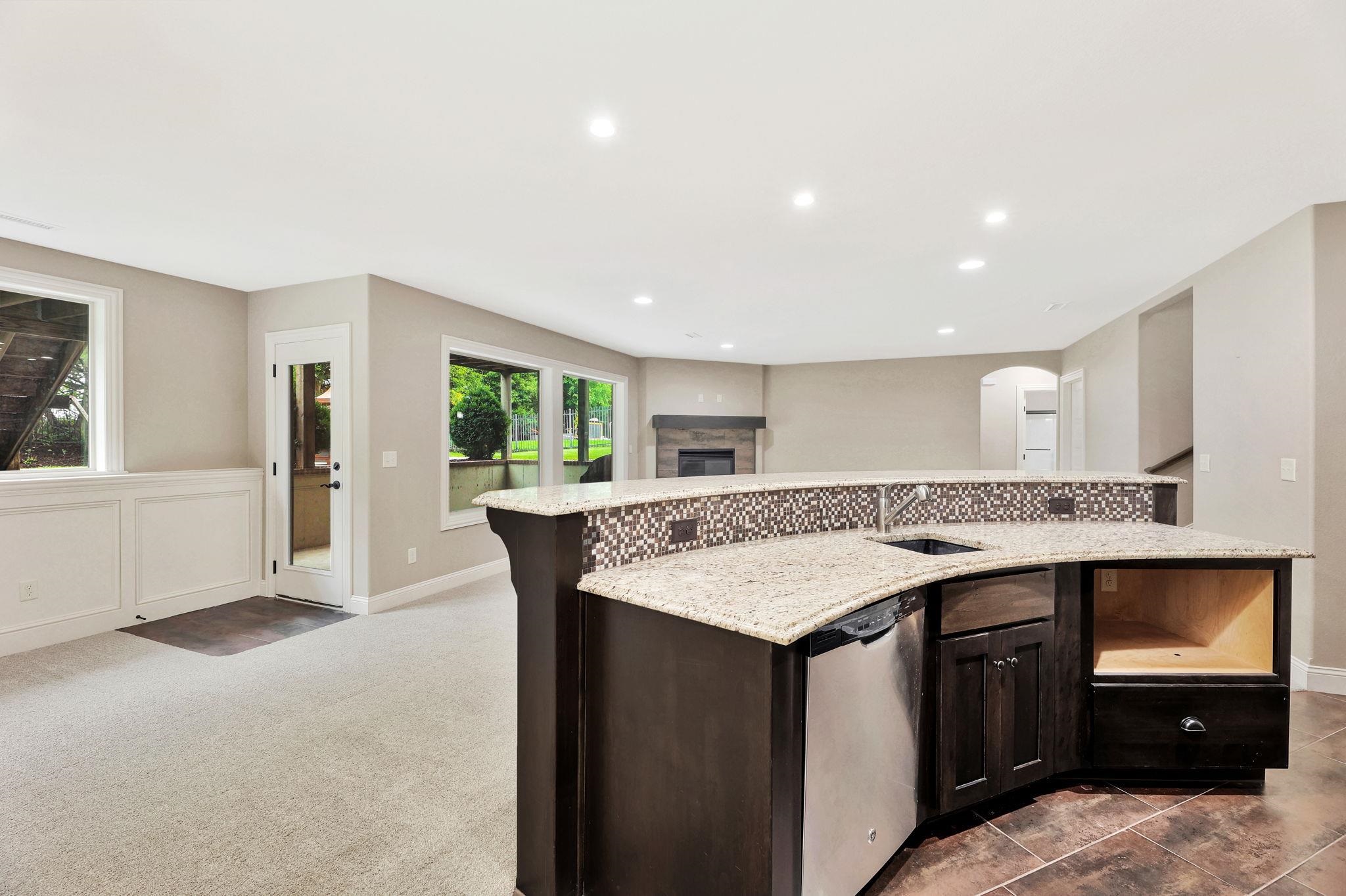 728 N Deerfield Circle Andover KS 67002
