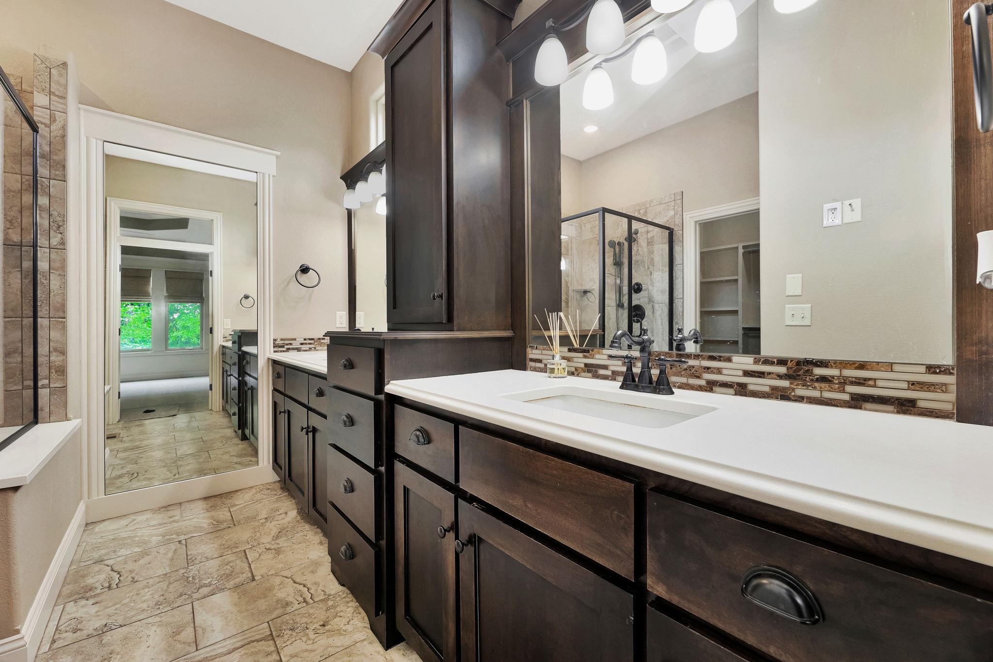 728 N Deerfield Circle Andover KS 67002