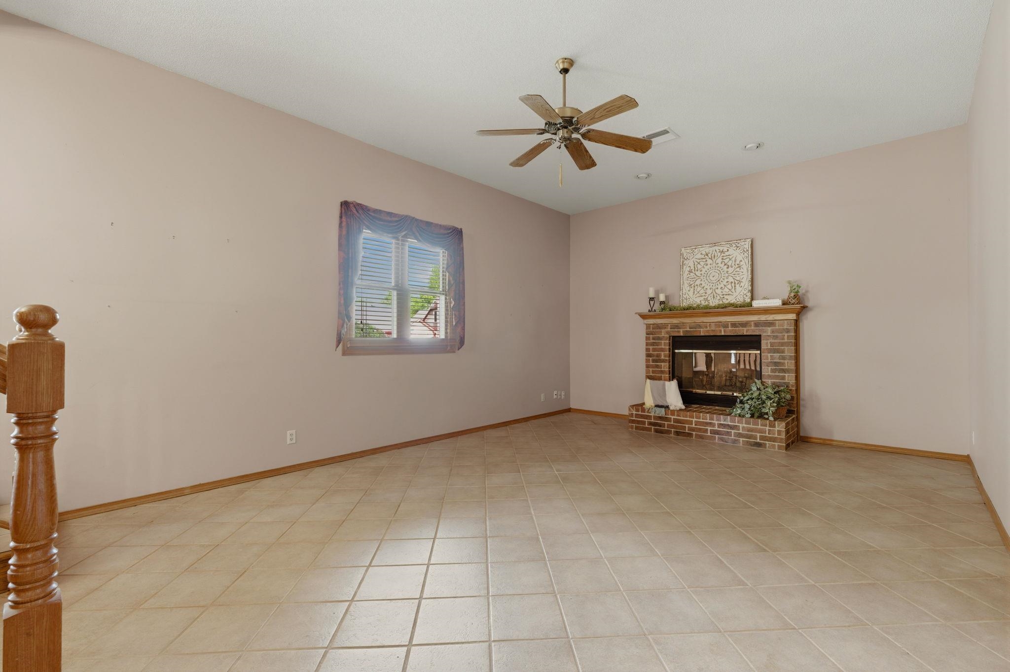 1619 N Cardington Wichita KS 67212