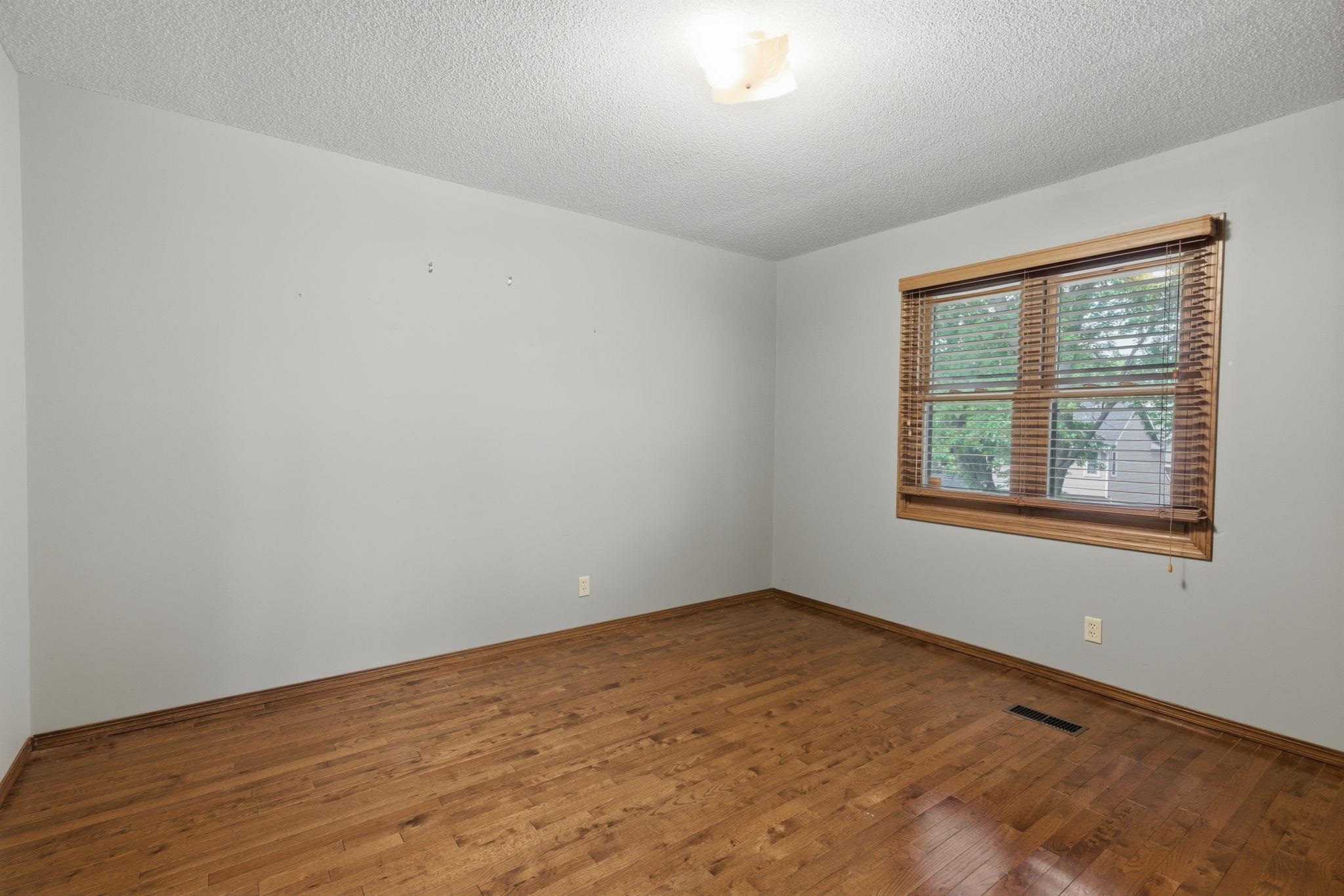 1619 N Cardington Wichita KS 67212