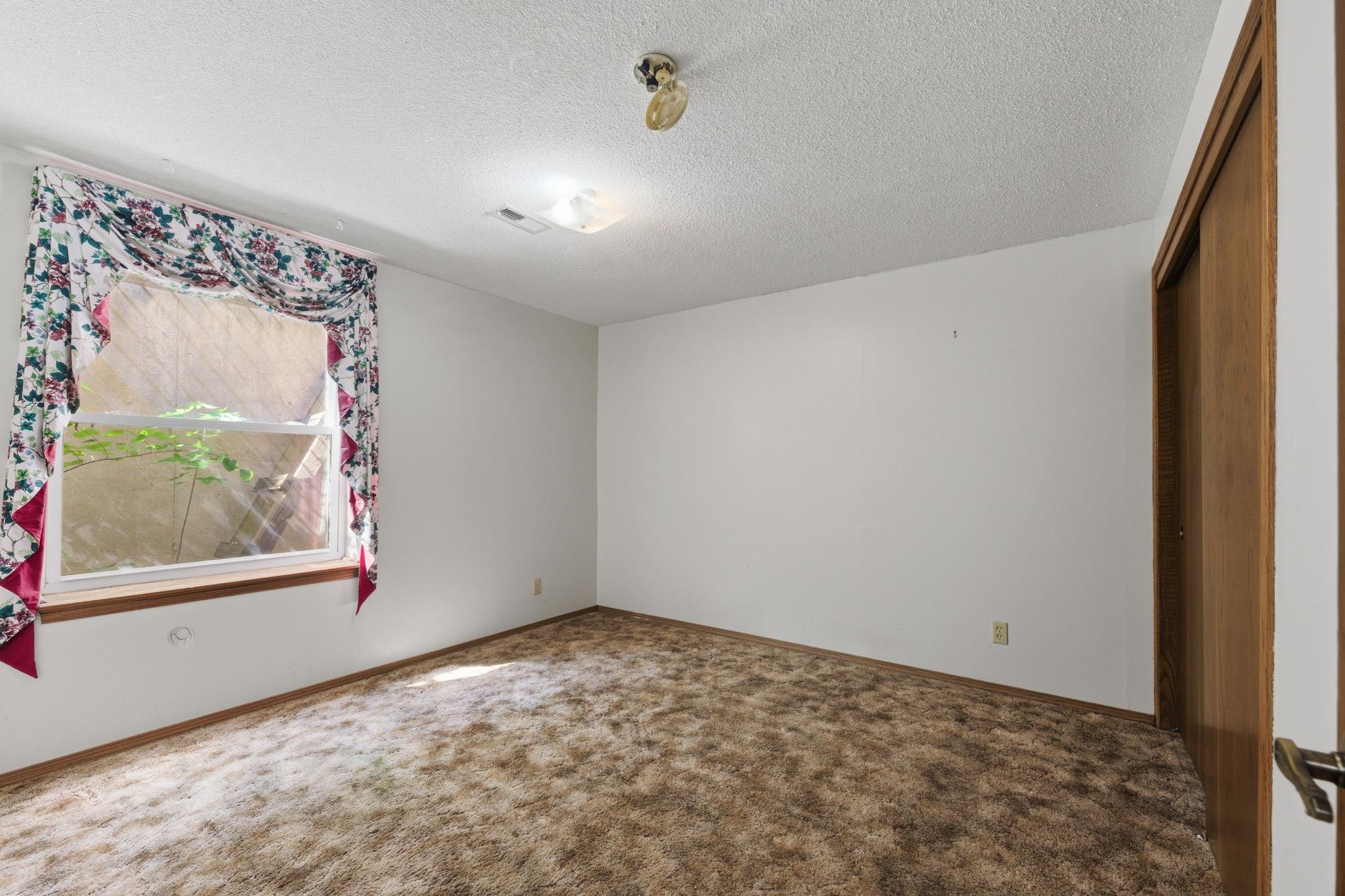 1619 N Cardington Wichita KS 67212