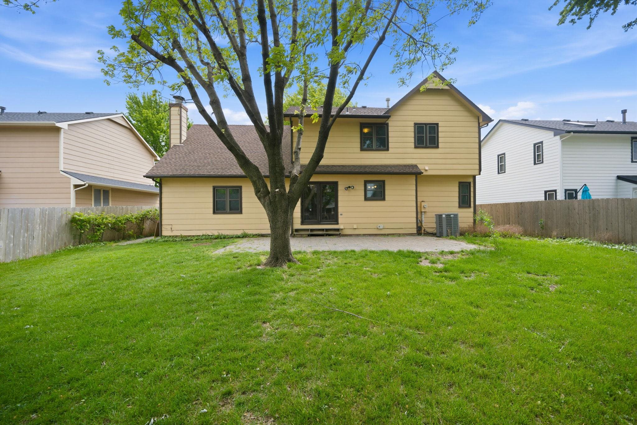 1619 N Cardington Wichita KS 67212