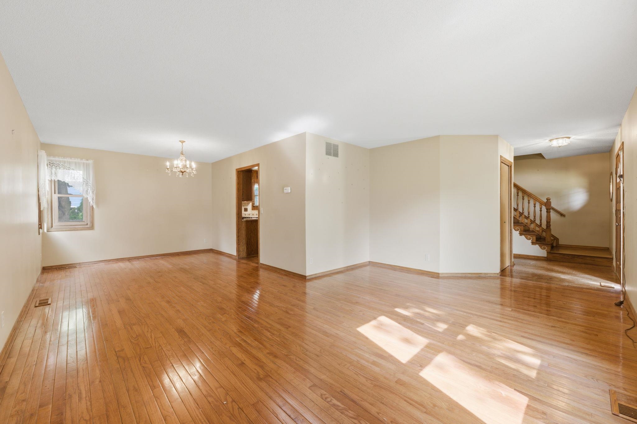 1619 N Cardington Wichita KS 67212