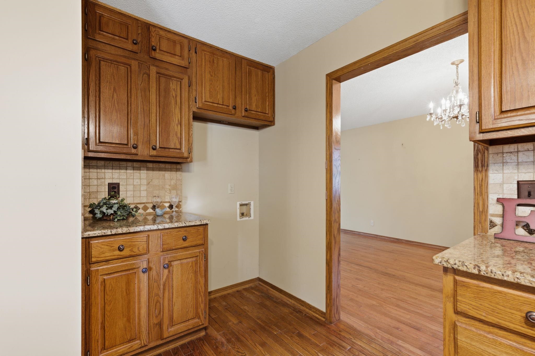 1619 N Cardington Wichita KS 67212