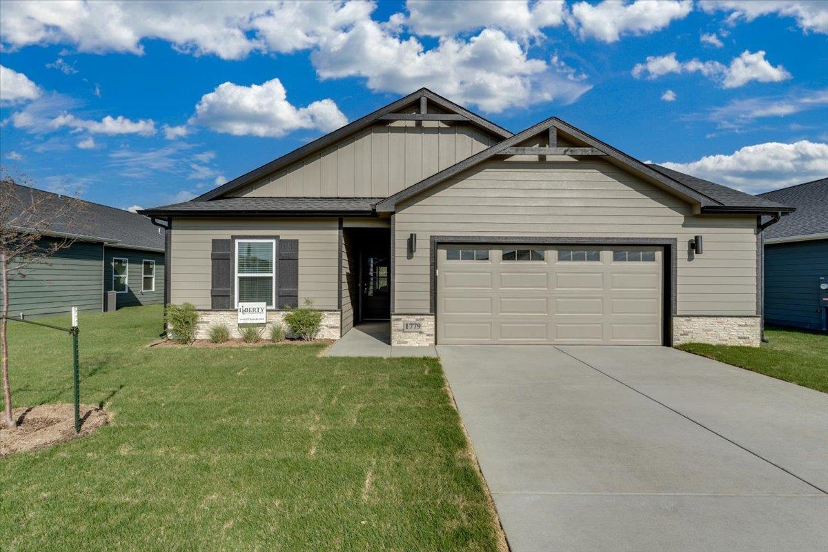 1779 W Redbud Lane Goddard KS 67052