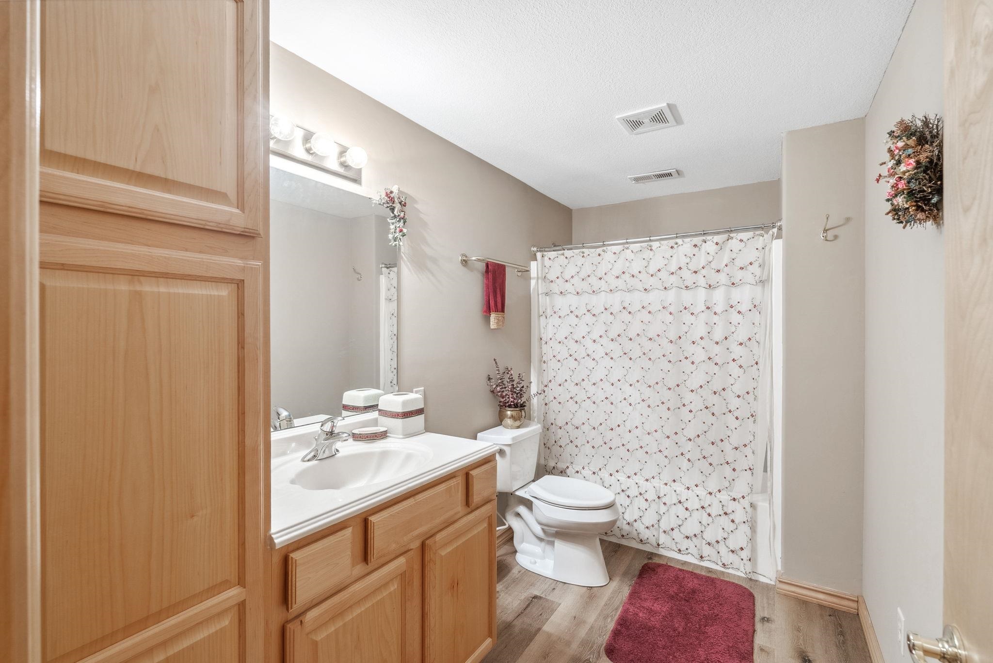 518 Autumn Glen Court Newton KS 67114