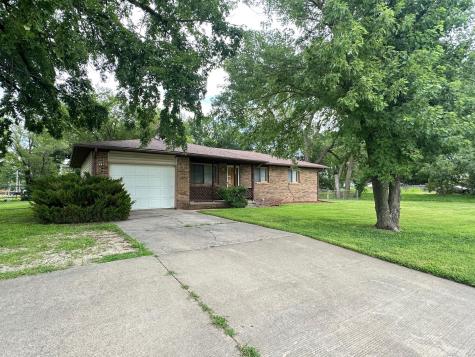 940 N Lulu Street Augusta KS 67010