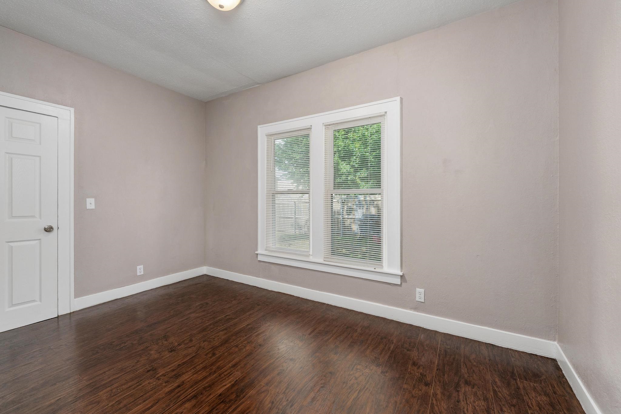 116 N B Wellington KS 67152
