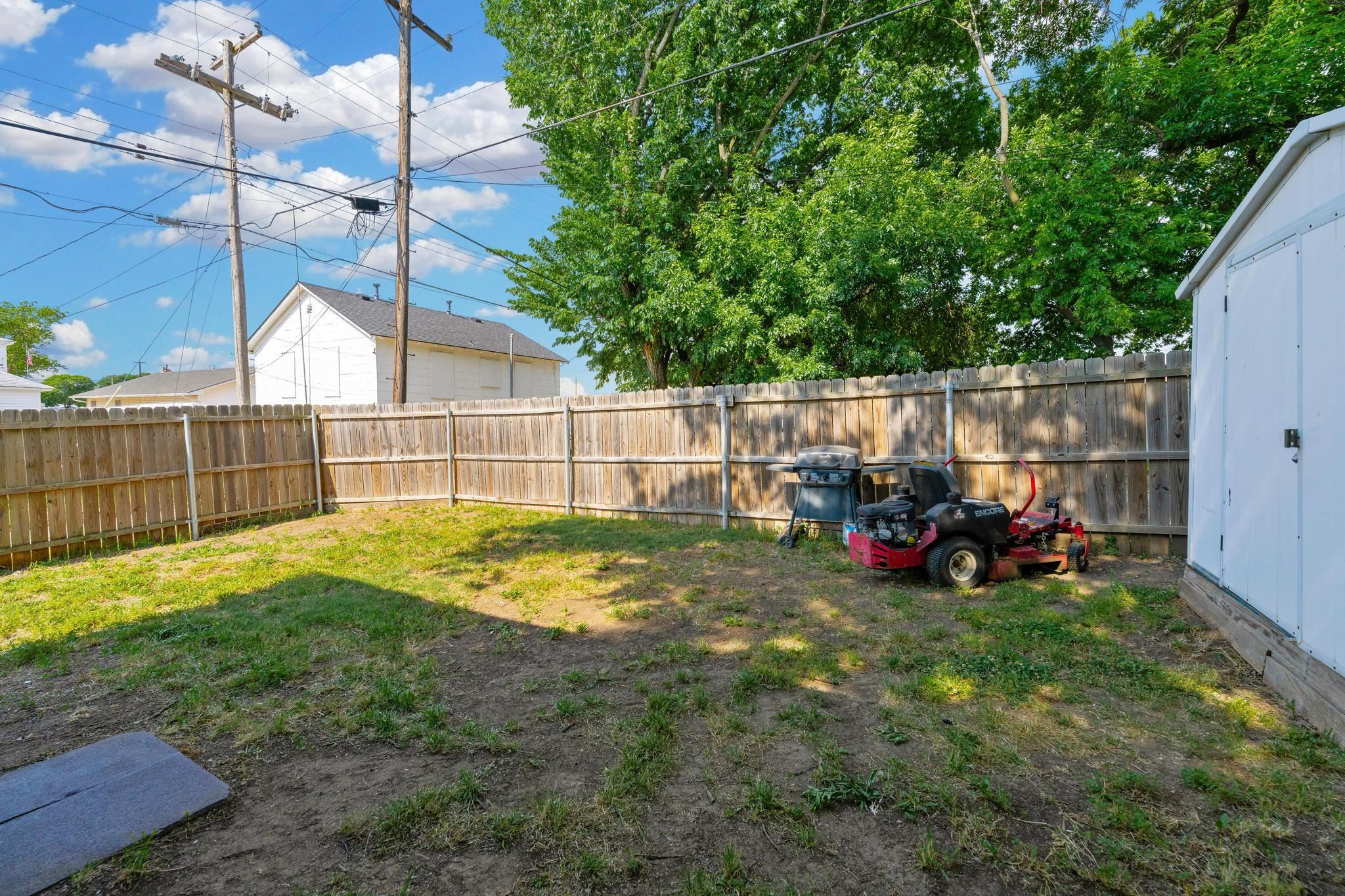 116 N B Wellington KS 67152