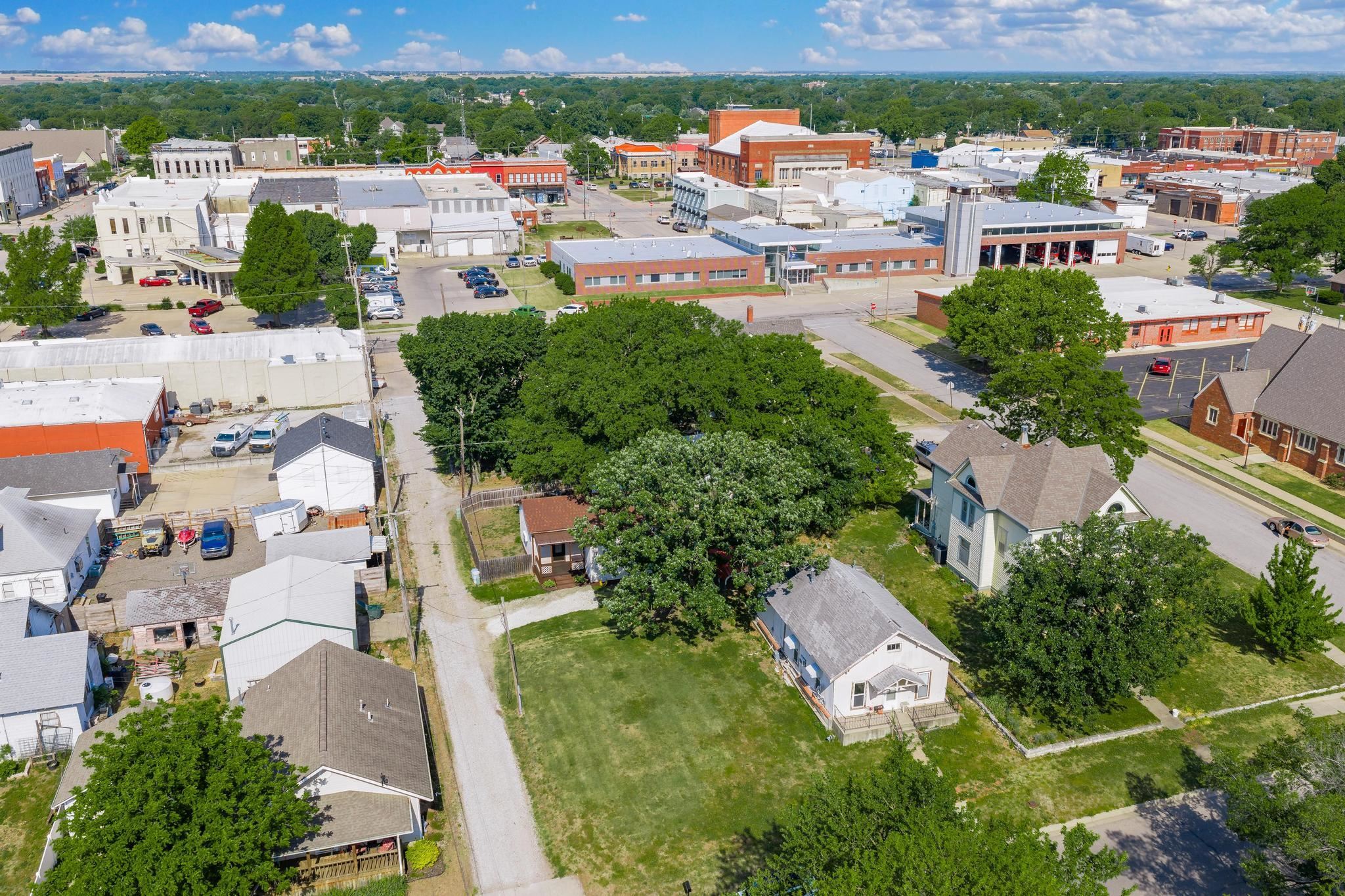 116 N B Wellington KS 67152