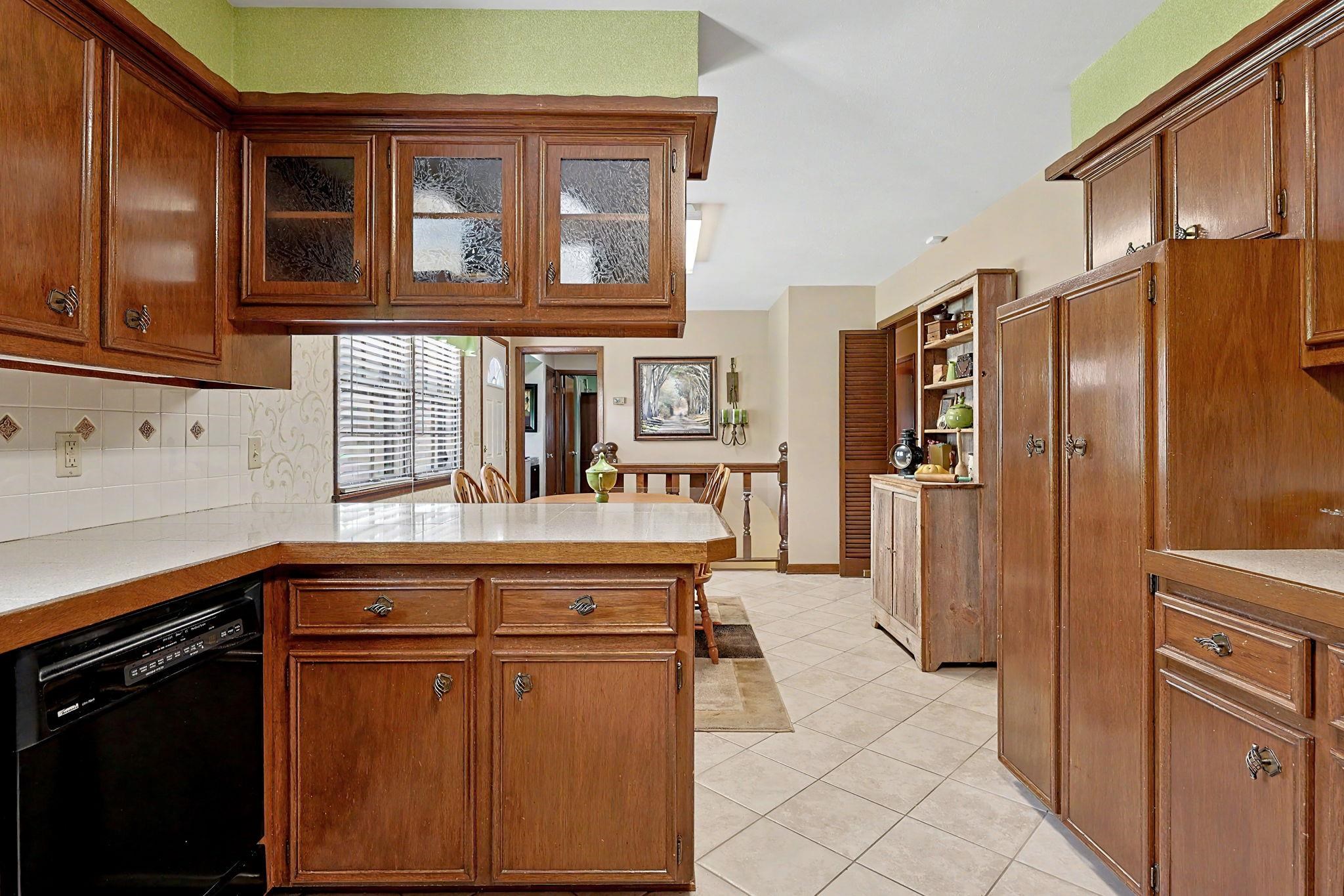 1124 S Barlow Street Wichita KS 67207