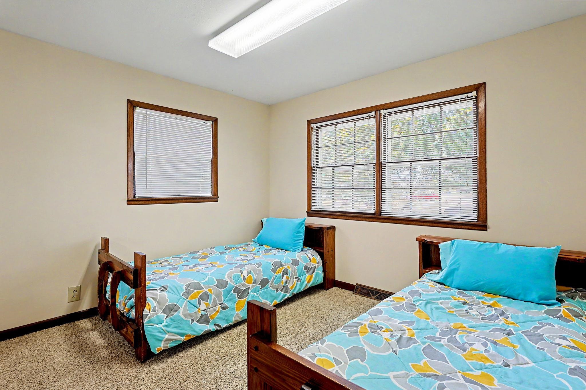 1124 S Barlow Street Wichita KS 67207